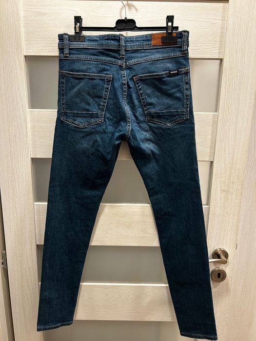 Мъжки впити дънки Pull&Bear (Размер S / EUR 38)