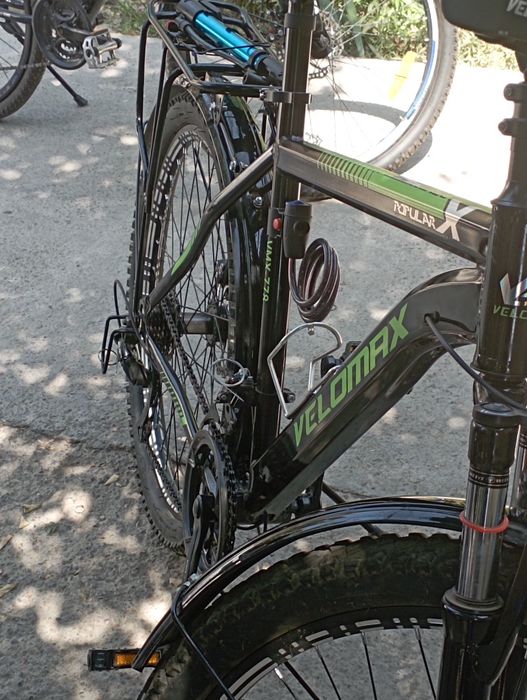 Velomax 26 green 
Brend Velomax
Razmeri 26
Rangi ya