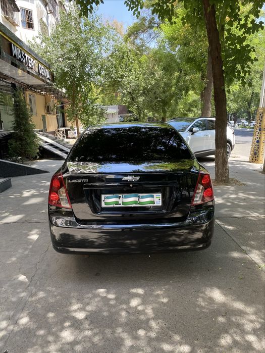 Gentra 2023 (Black)