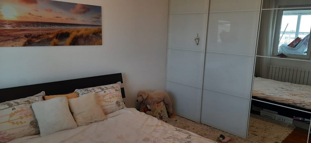 Vand apartament 2 camere  Gorjului, Dezrobirii, aproape de metrou,et.8 din 9