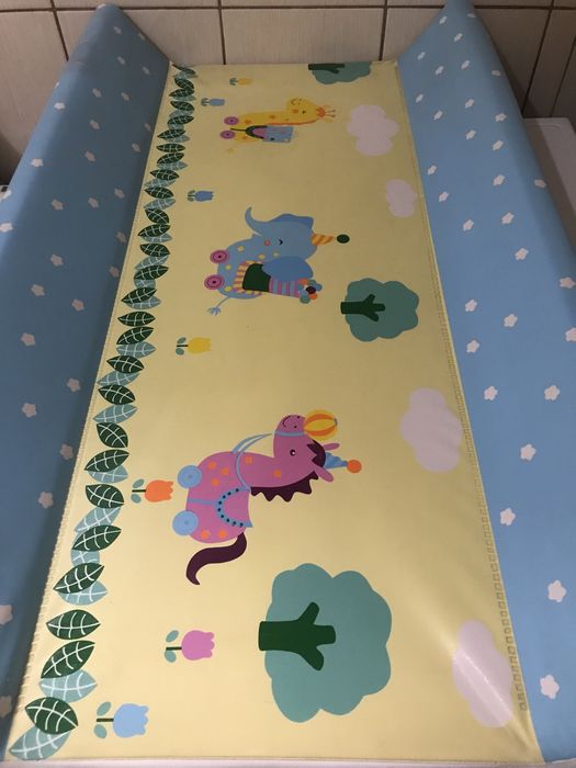 Столик пеленальный