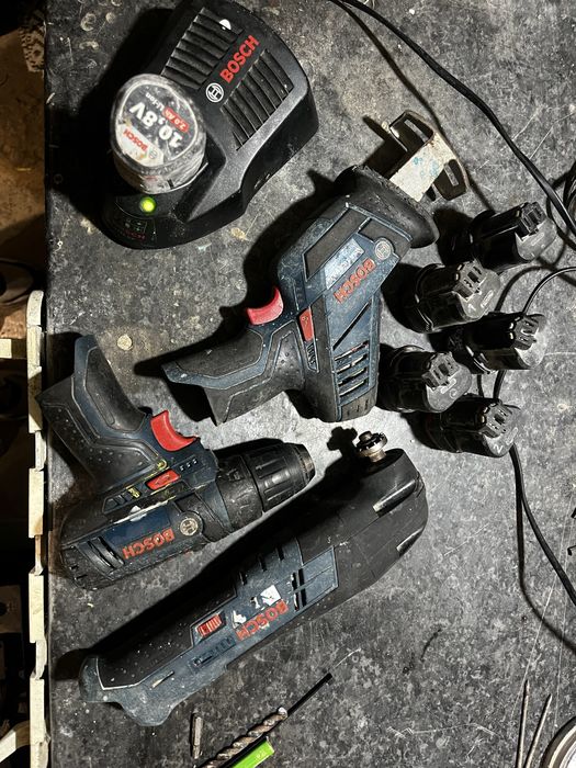 Винтоверт саблен трион мултитул Bosch 1.8/12v