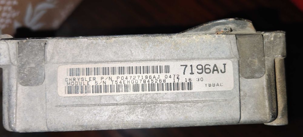 Компютър двигател chrysler grand voyager 98 г.