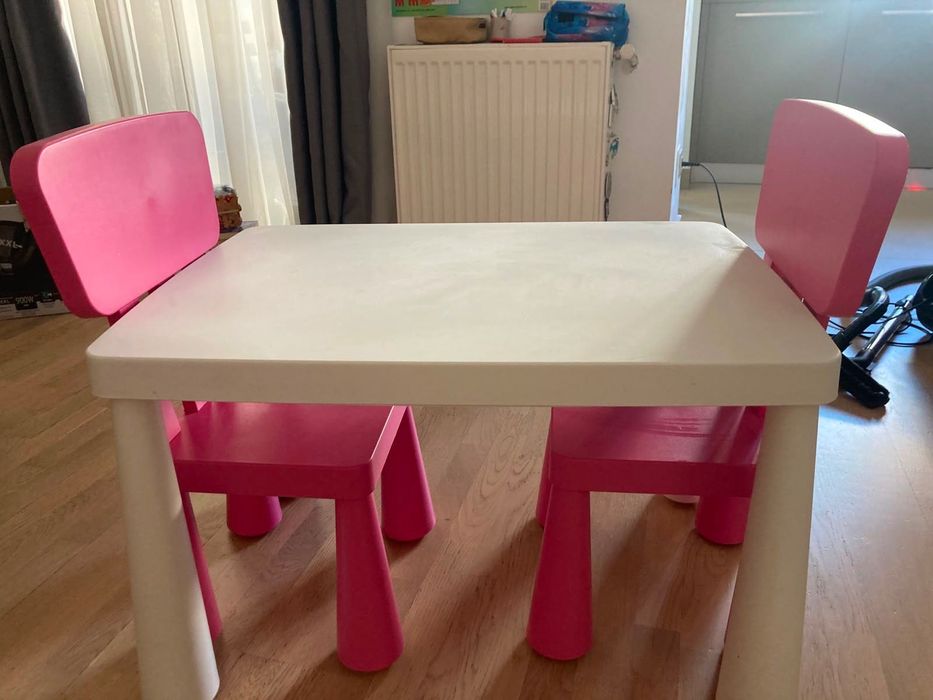 Ikea masa cu scaune pt copii