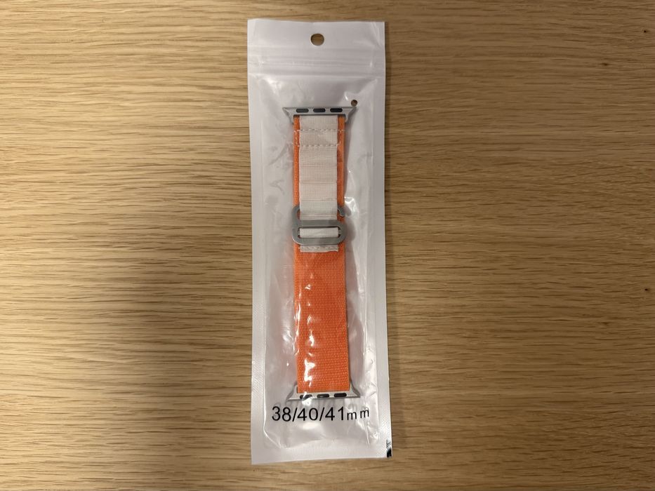 Полимерна Каишка за Apple Watch 38/40/41mm Бяла и Оранжева