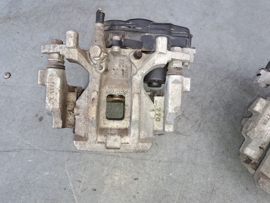 Etrier spate Toyota C-HR 1.8 Hybrid (electrice) 16-19