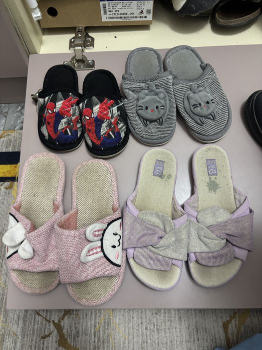 Продам домашние тапочки детские(4пар)
