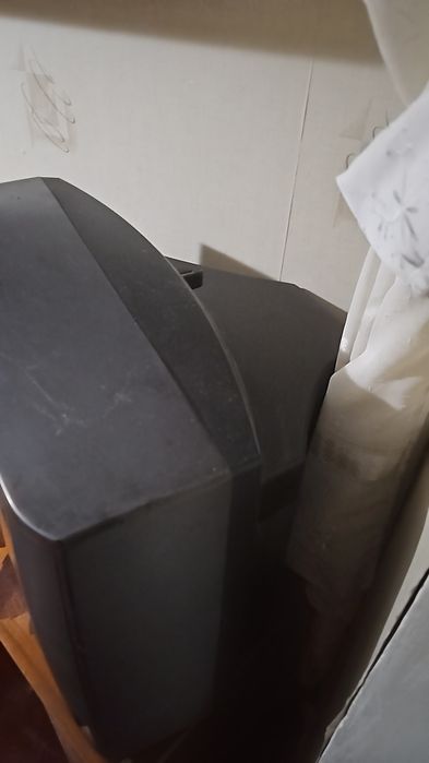 Телевизор рабочий  SHARP