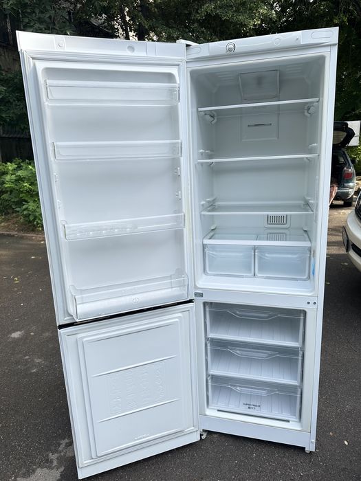 Холодильник с доставкой