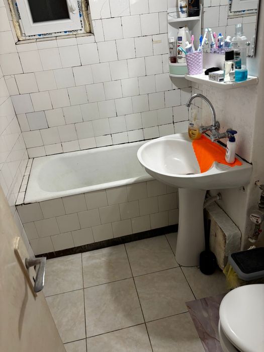 Închiriere apartament 350 euro