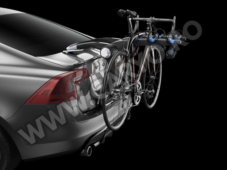 Thule RaceWay 992 suport 3 biciclete pe haion