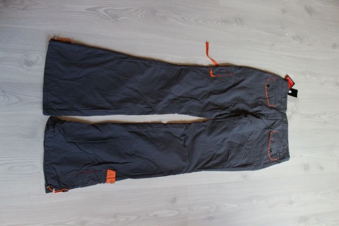 Pantaloni munte/trekking STEFENIE USA, NOI cu eticheta, marime S-M