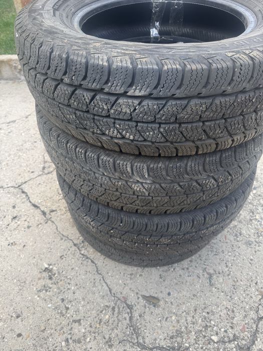 205 75 16C Uniroyal Snow Max 3