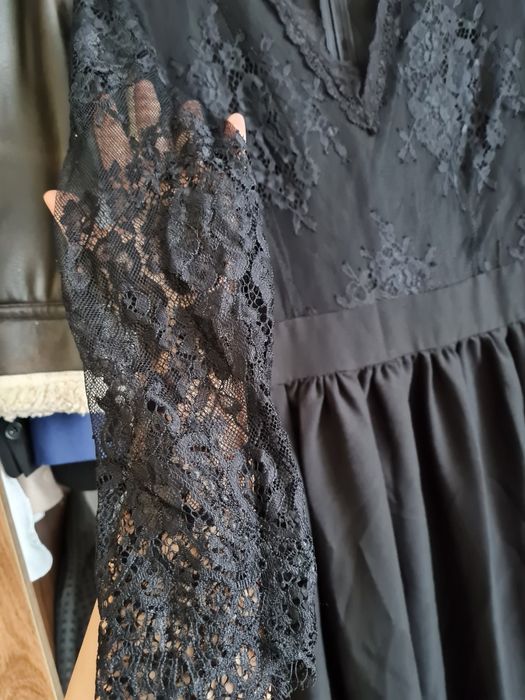 Дамска черна рокля