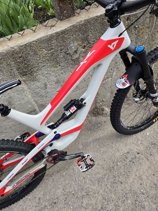 YT Capra  карбон 29  L размер Fox 36  Hope Спирачки 1х12 Скорости  XT