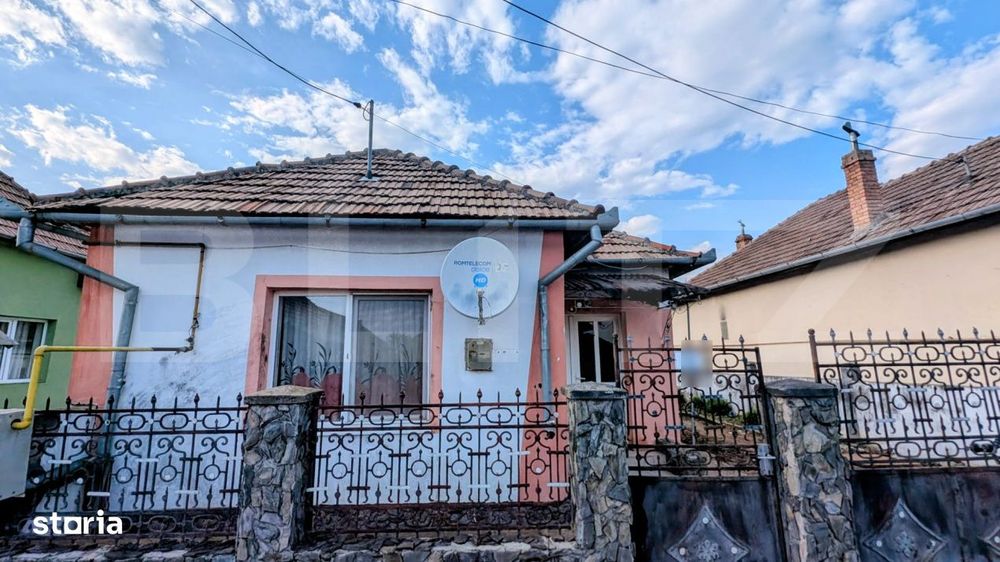 Casa individuala, 80 mp, teren 676 mp, zona Micesti