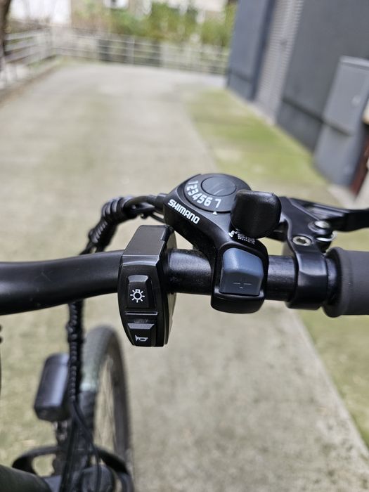 Bicicletă electrică MTB