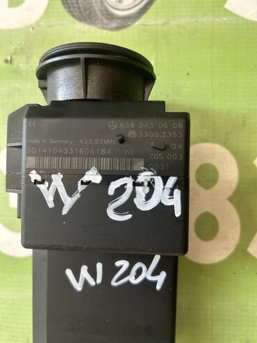 Contact Mercedes W204 C Class 2008