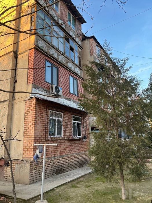 Срочно!!! Продается Массив Феруза 1/1/4 Евроремонт