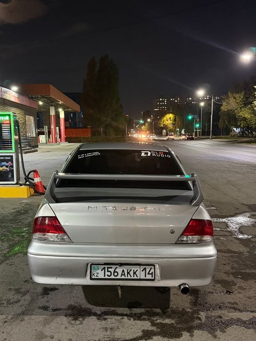 Mitsubishi Lancer