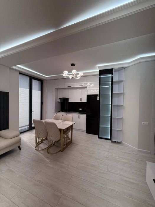 Юнусабад-13 Хонсарой 68 квадрат