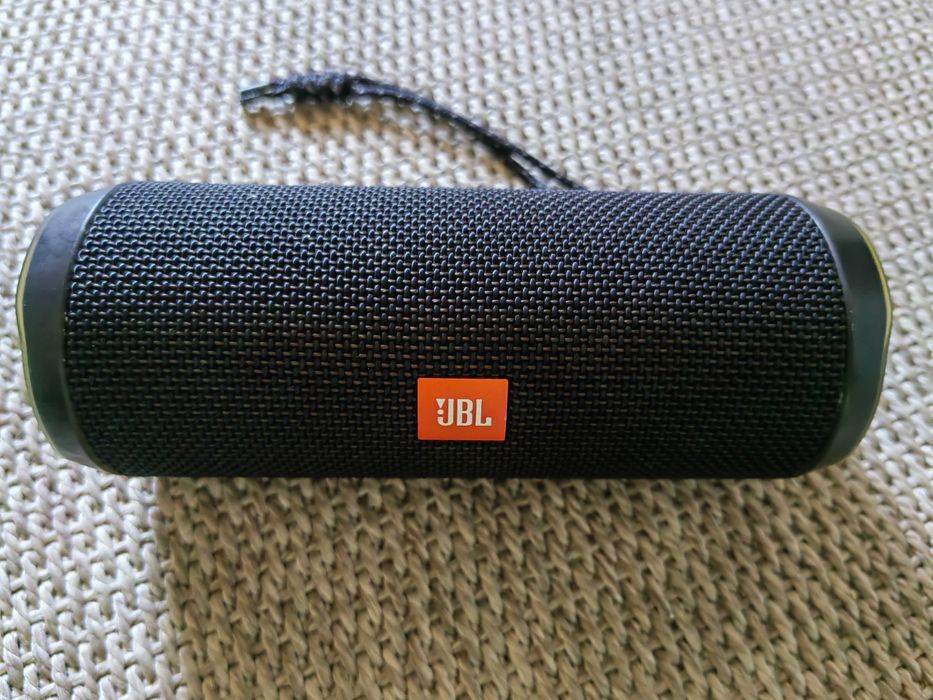 Boxe portabile JBL, SONY, UE MEGABOOM