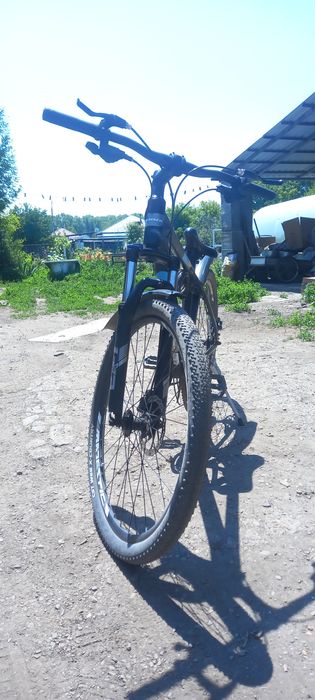 СРОЧНО продам велосипед TRINX M500