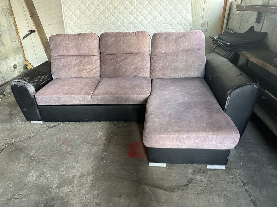 Vand canapea extensibila. Transport la domiciliu