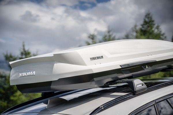 Bare transversale Thule + Cutie portbagaj Yakima pt VW Touareg