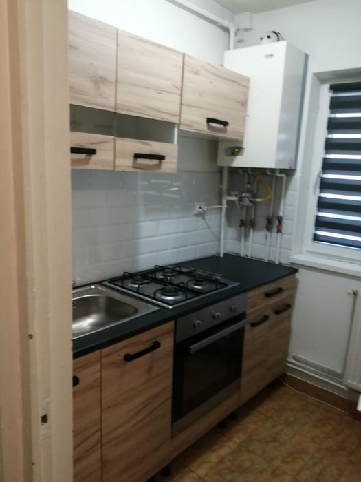 Apartament cu 1 cameră de închiriat pe strada Livezeni