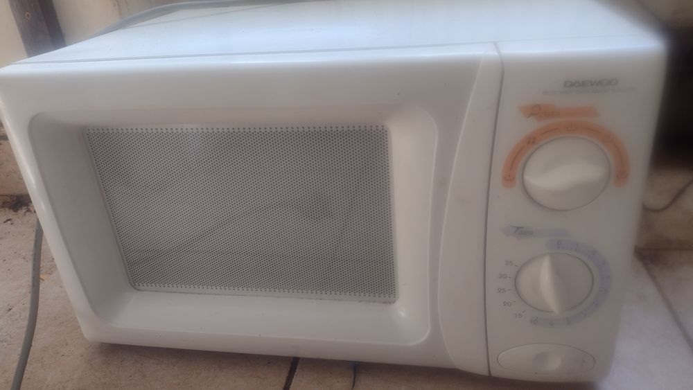 Microunde Daewoo