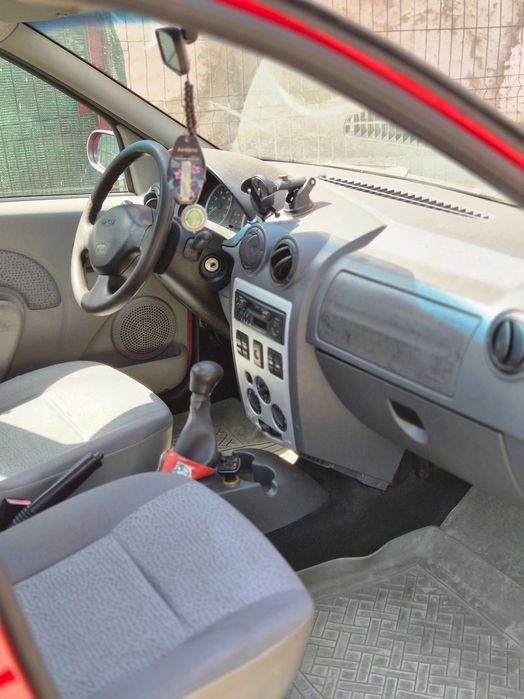 Dacia Logan 2006