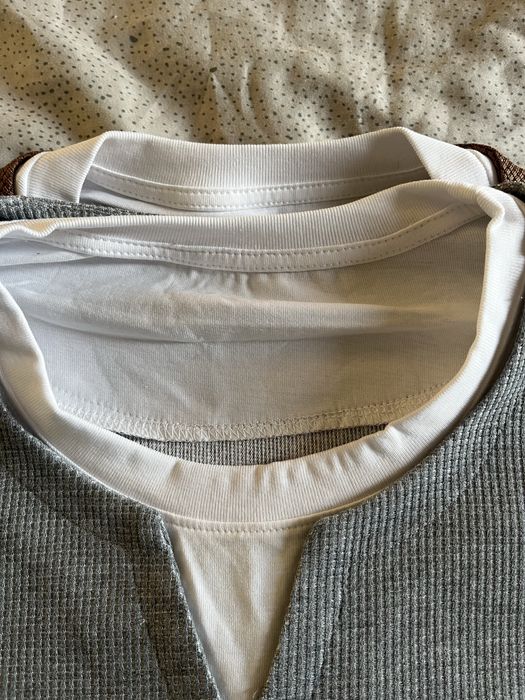 Тениски с дълък ръкав.Ново.