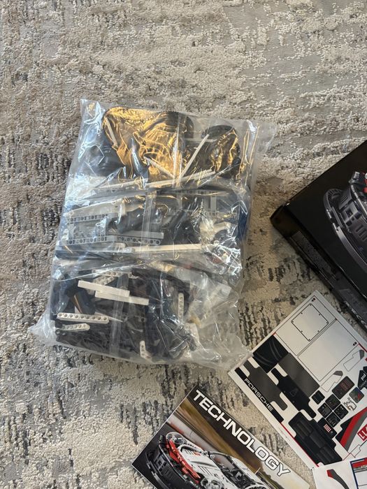 Lego Technic Porsche - Nou!