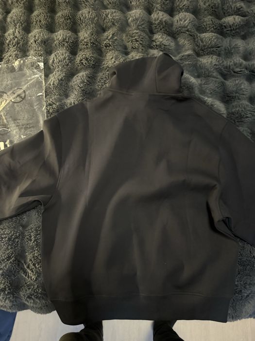 Ново худи на Emporio Armani