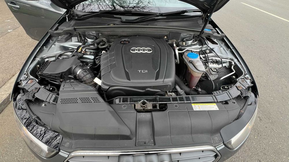 Dezmembrez/Dezmembrari Audi A4 B8.5 2.0 Tdi CJCB 136cp 2012