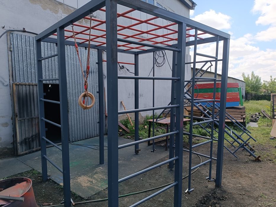 Спортивные комплексы