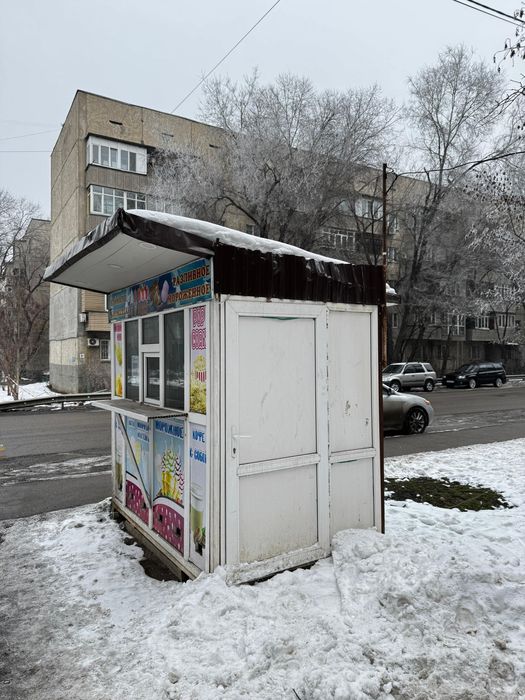Мобильный киоск, будка