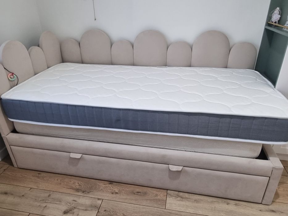 Продам новый матрас 90/200