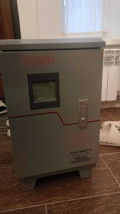 Стабилизатор напряжения Ресанта