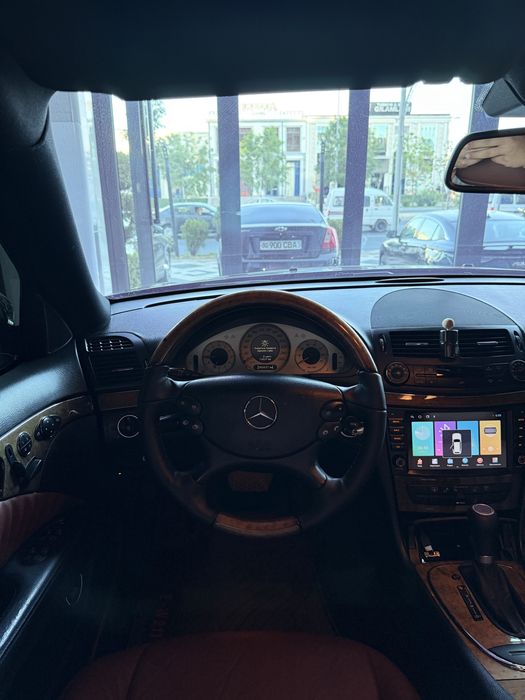 Mercedes Benz w211 E350