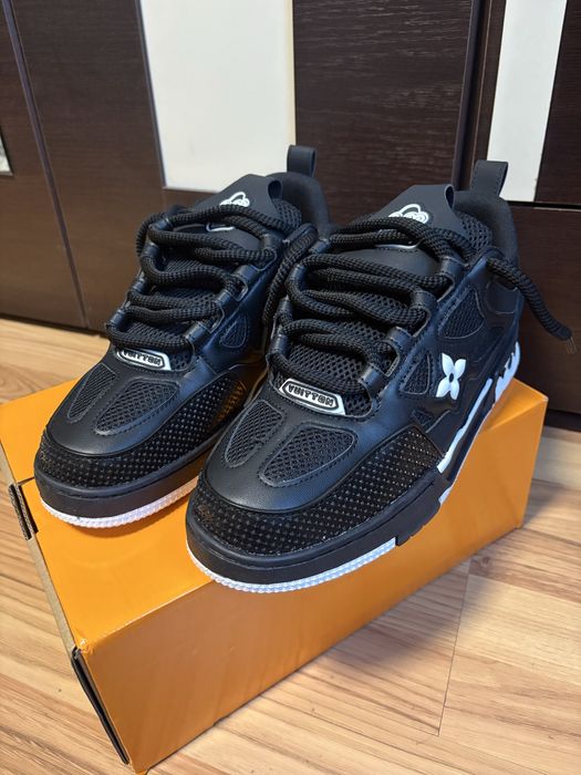 Louis Vuitton Skate Black