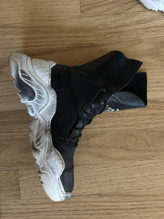 Дамски боти от естествена кожа , като нови