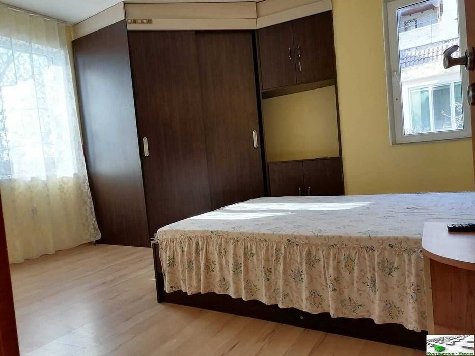 Дава се под наем Тристаен апартамент в Пловдив, Съдийски - 100 кв.м за 510 € - Снимка #3