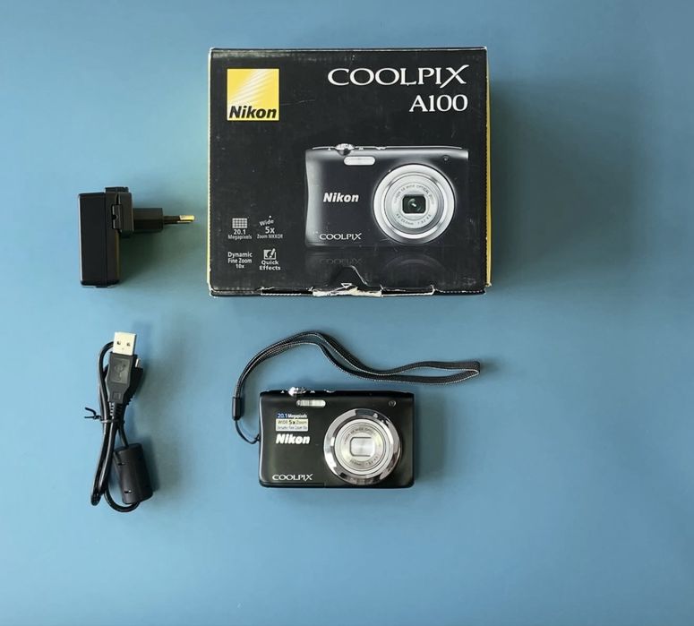 Цифровая камера Nikon Coolpix A100