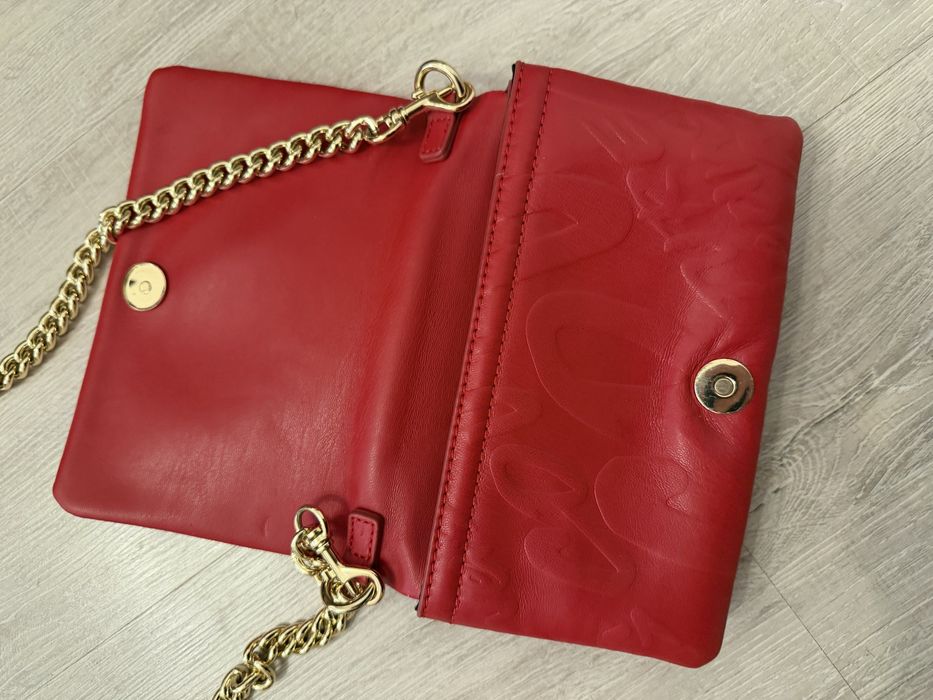 Чанта  Versace Steve Madden Elisabetta franchi Yves Saint Laurent