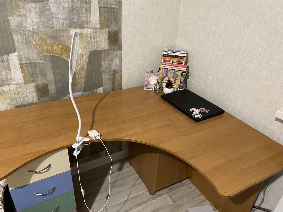 стол письменные