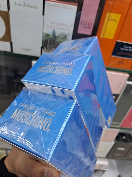 Moschino I Love Love