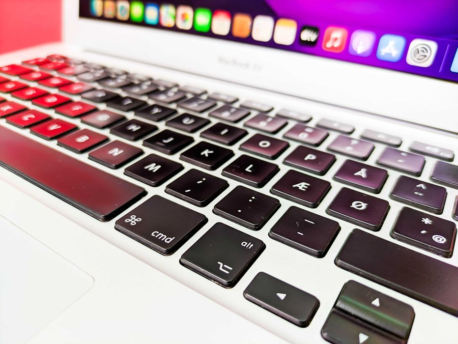 MacBook Air 2015 13' | 240GB NVME SSD | 83% Батерия | macOS Ventura