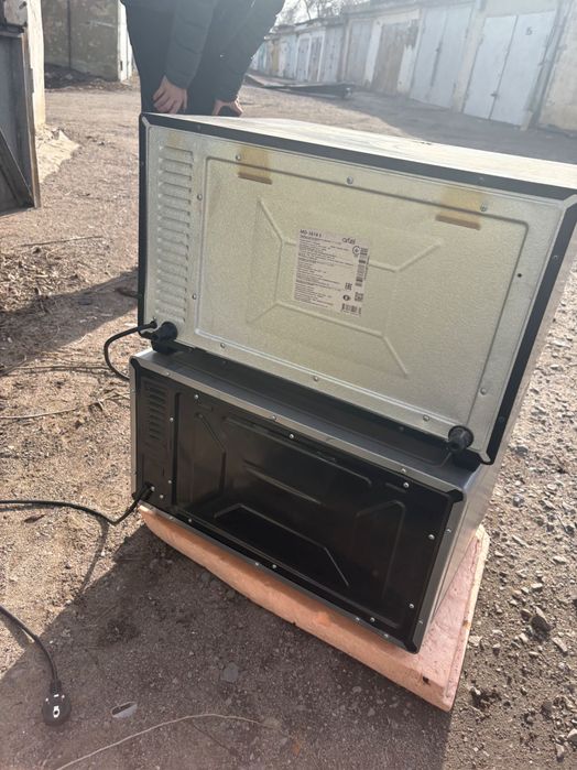 продам 2 духовки практически новые